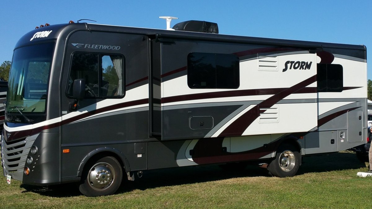 2016 Fleetwood Storm 28MS Used Motorhomes For Sale